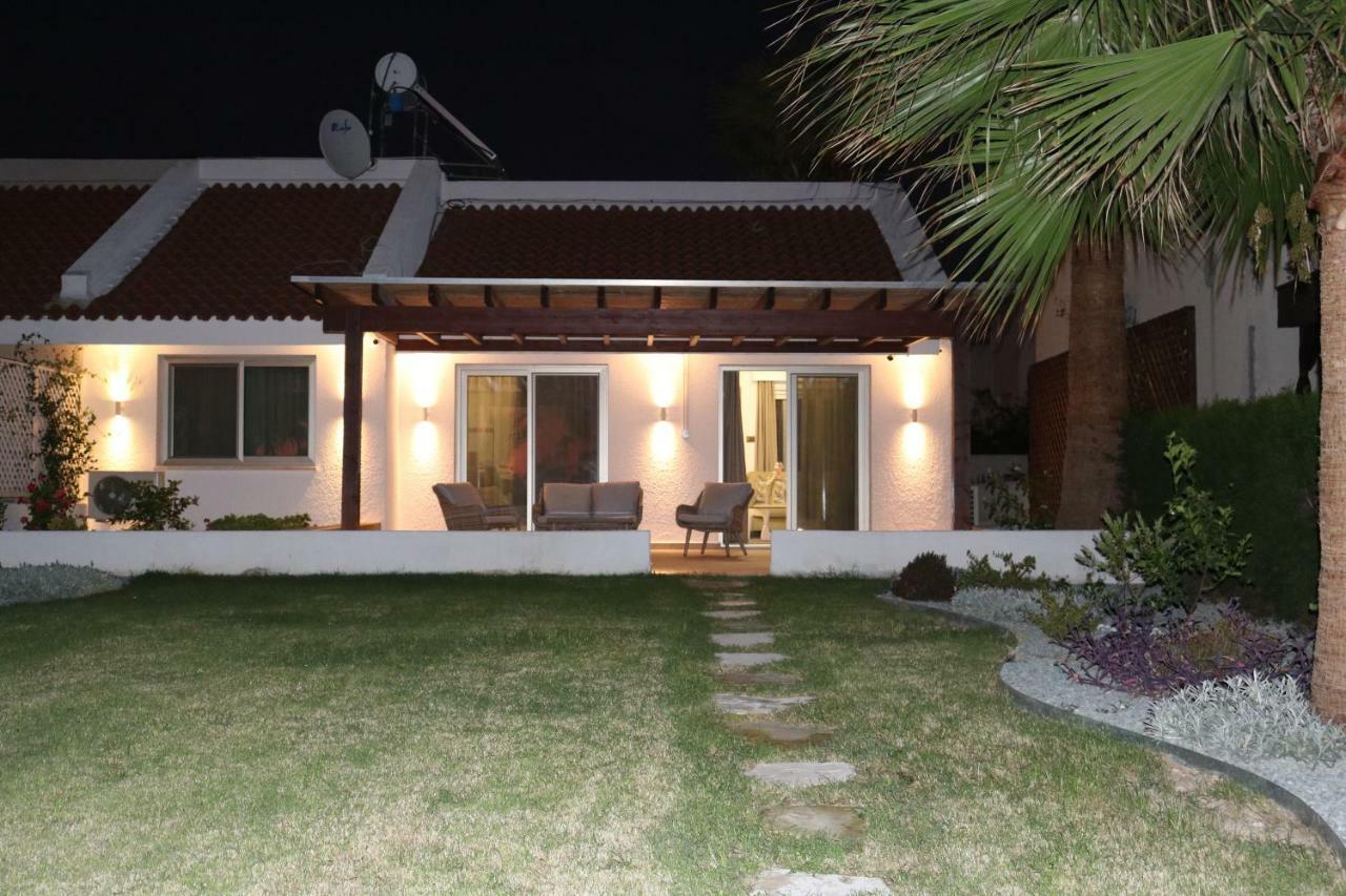 Yulya Villa By Taimoura Pafos Zewnętrze zdjęcie